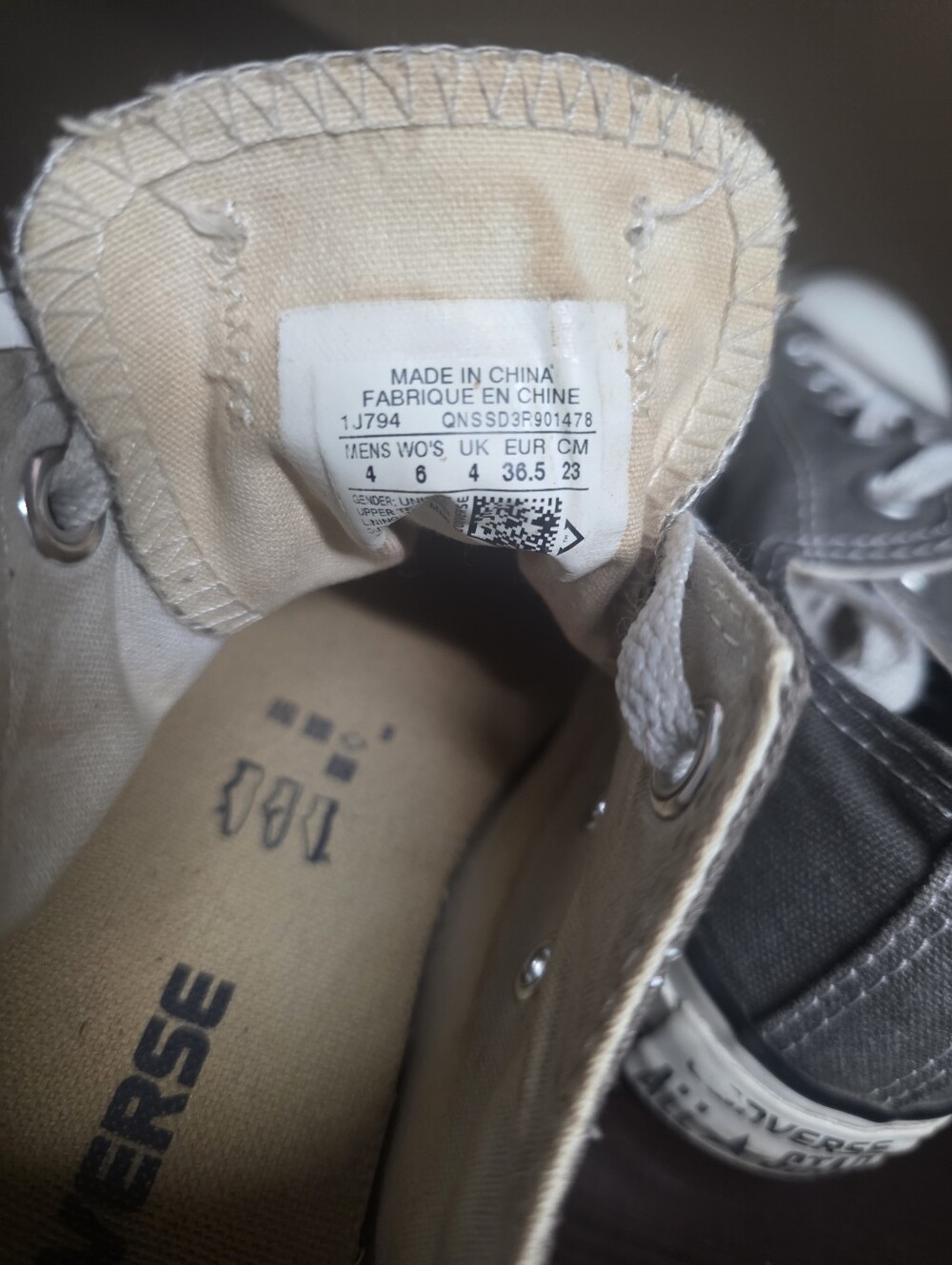 Converse - Picture 3 of 4
